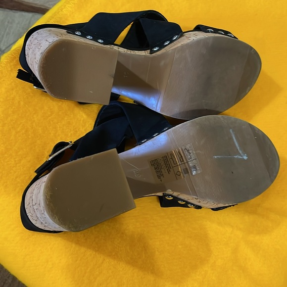 H&M Black Suede Cork Chunky Sandals NWOT - Picture 8 of 10